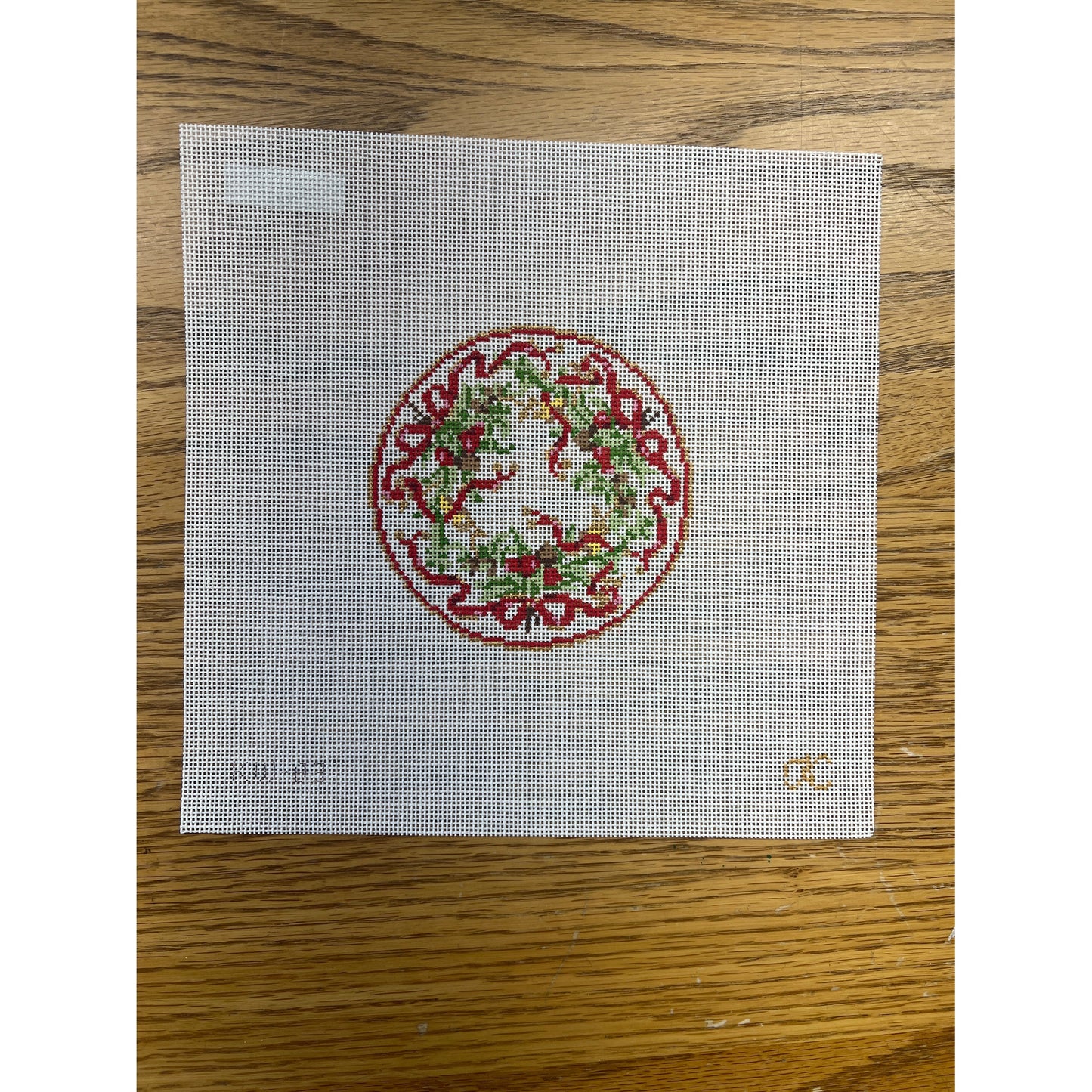 Holiday Garland Plate - Garden Gate Needlepoint